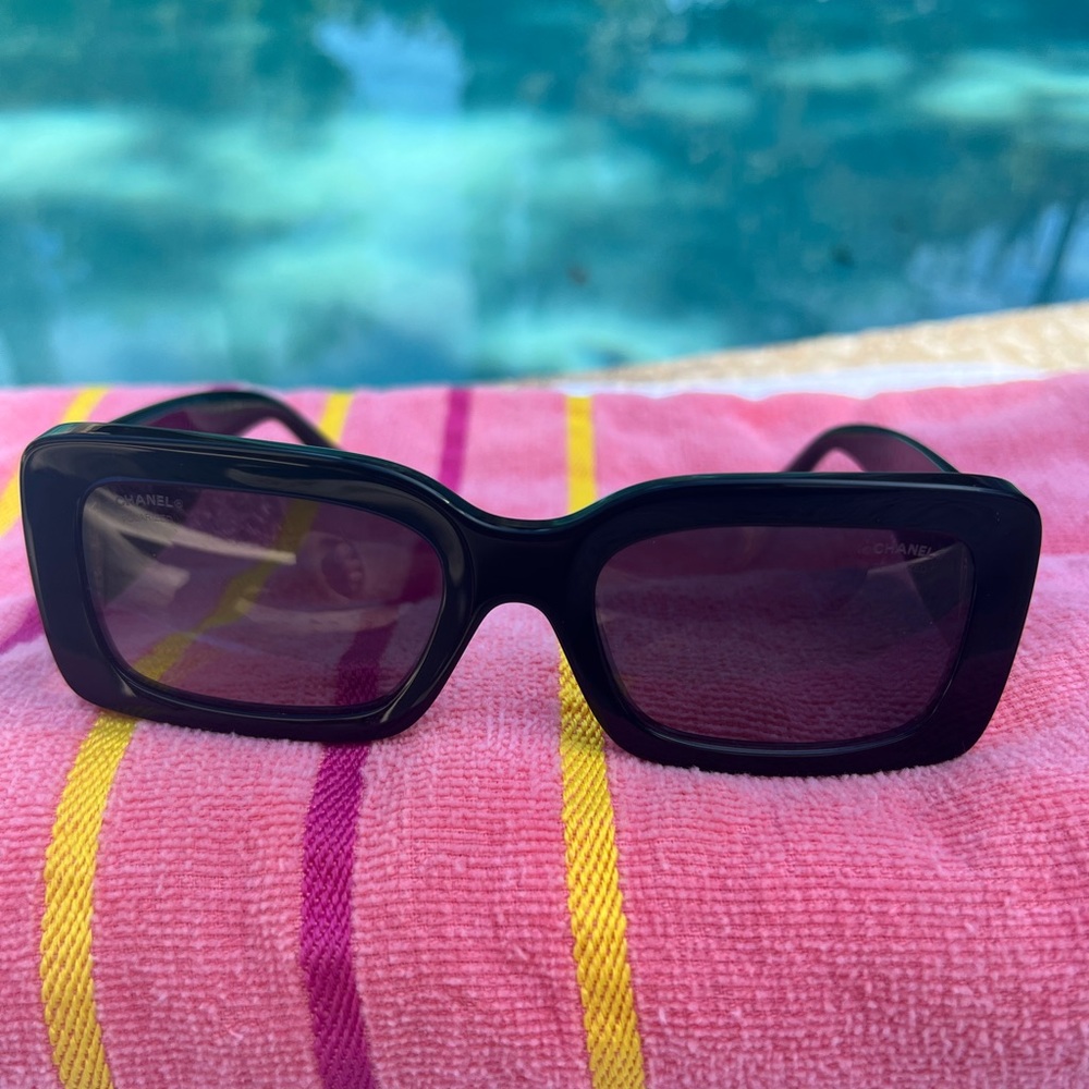 CHANEL Black Rectangular Sunglasses